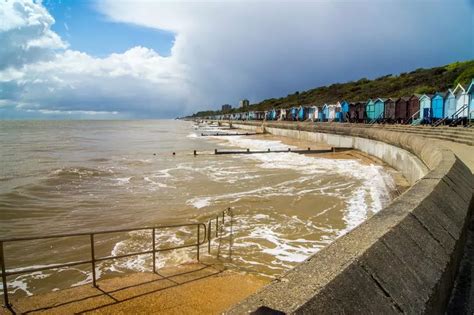 Beaches in Essex: 10 beautiful places to soak up the sun this summer ...