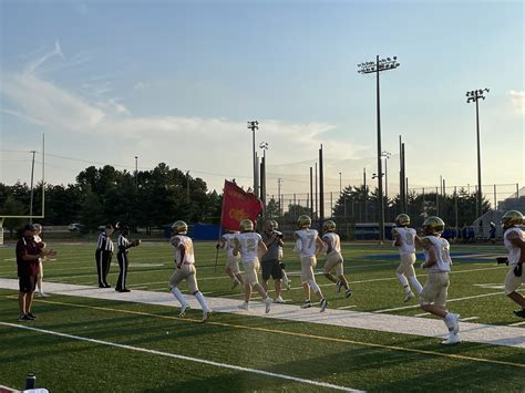 Oakton High School on Twitter: "Great night for some football! Cougars ...