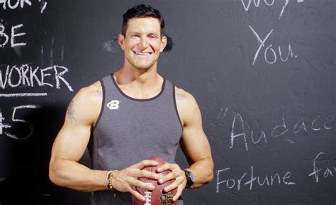 NFL Punter Steve Weatherford on Faith, Family and Fitness | Guideposts