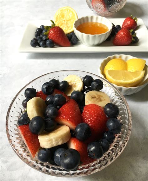 Red, White, and Blue Fruit Salad * Zesty Olive - Simple, Tasty, and Healthy Recipes