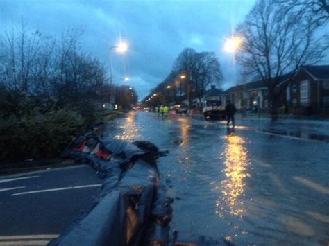 Oxford Flood 9th January 2014 – The river Thames bursts it’s banks ...