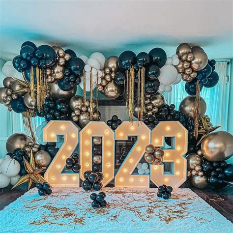 MC Decorations Balloons & More! on Instagram: "2023 𝙻𝙾𝙰𝙳𝙸𝙽𝙶….🪄 How do you prepare f… | Ideas de ...