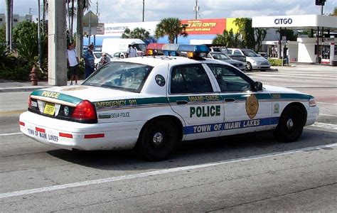 Miami-Dade Police Department. http://policecararchives.org/florida ...