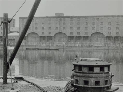 Photograph of Albert Dock looking south | National Museums Liverpool