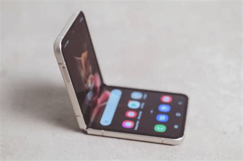 What Are The Best Folding Phones? — The Second Angle