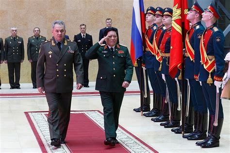 Russia, Vietnam discuss military cooperation