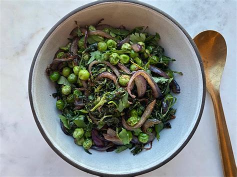 Parsi-Style Fenugreek Leaves and Green Peas | Saveur