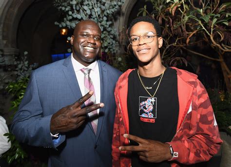 Shareef O'Neal Recalled Dad Shaq Hanging Him from the Ankles in Middle ...