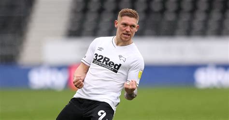 Derby County striker Martyn Waghorn completes Championship transfer - Derbyshire Live