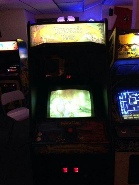 Dragon's Lair arcade game | Arcade video games, Arcade, Arcade games