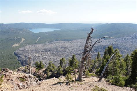 Newberry Volcano | Newberry Volcano (with Newberry Caldera) … | Flickr