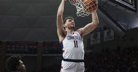 UConn men’s basketball handles DePaul, 85-56 : r/UConnBasketball