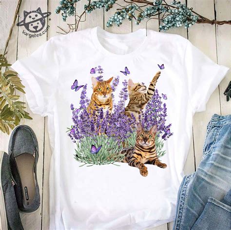 Bengal cat and butterflies - Gift for cat lover, Bengal Cat breed Shirt, Hoodie, Sweatshirt ...