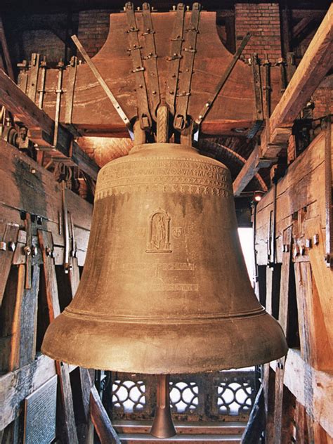 My Multiply: Zygmunt Bell in Krakow's Wawel Cathedral