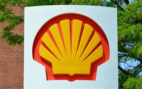 Shell Oil Company Logo | .... The 1971 Shell logo, which is … | Flickr