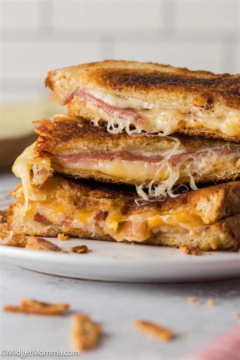 Bacon Grilled Cheese Sandwich Recipe • MidgetMomma