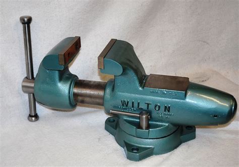 Wilton 500S brought back to life. | Bench vise, Vises, Vintage hand tools