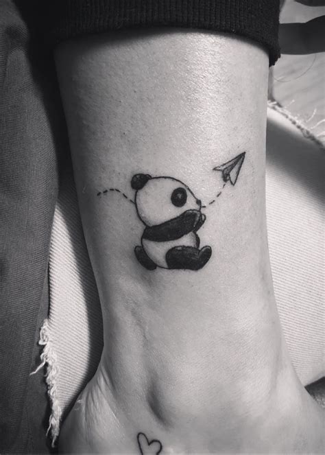 Panda Tattoo Bedeutung und inspirierende Ideen für solche Tier Tattoos