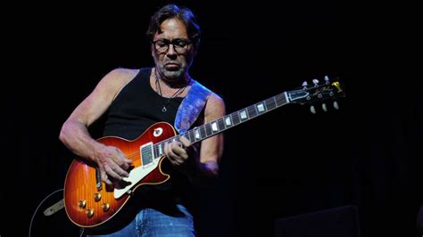 Al Di Meola's 10 tips for guitarists | MusicRadar