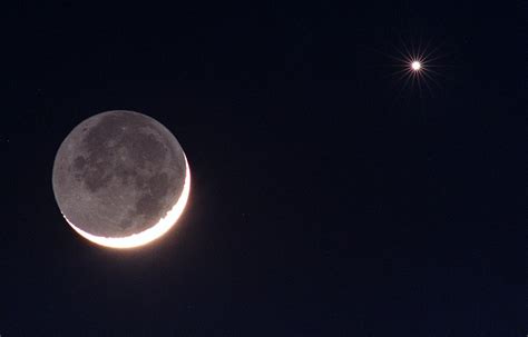 Venus and the moon: What's going on in the sky tonight