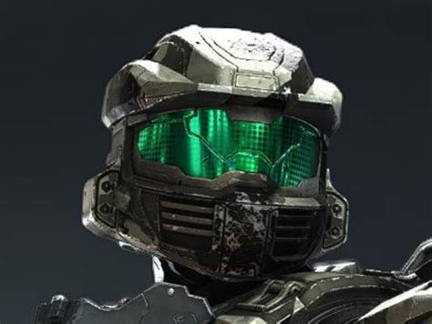 I really want to know the name of this helmet. : r/halo