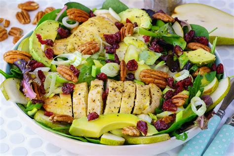 A Beautiful Way to Eat Clean! Chicken Avocado Pear Salad | Clean Food Crush