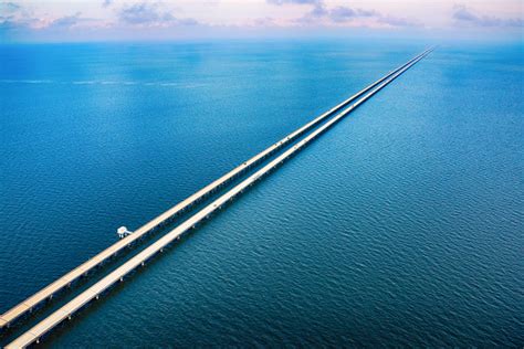 Lake Pontchartrain Causeway Aerial Stock Photo - Download Image Now - iStock