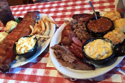 Restaurants in Gatlinburg | Tennessee Smokies Visitors Guide