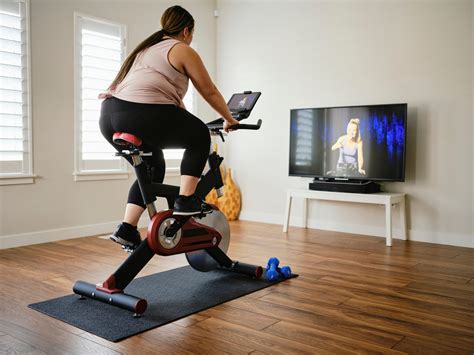 Benefits of Indoor Cycling Shoes for At-Home Exercise Bikes