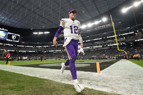 Who Is the Starting QB For the Vikings Today? QB Depth Chart Includes Joshua Dobbs, Nick Mullens ...