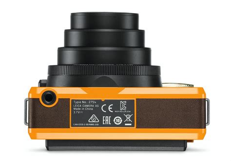 Leica creates an instant icon with the Sofort