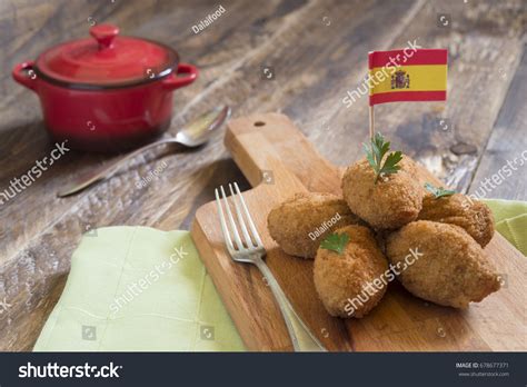 Typical Spanish Croquetas Stock Photo 678677371 | Shutterstock