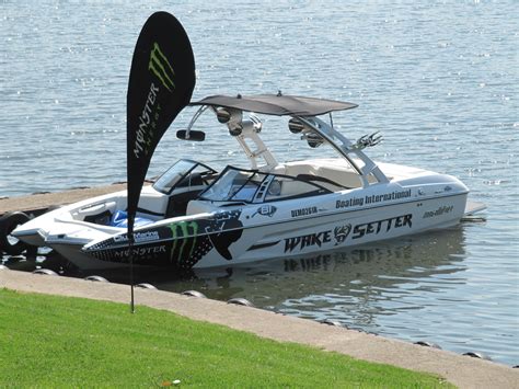 Malibu Boats: Europe and Africa Wakeboard/Wakeskate Championships