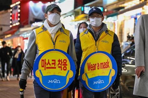 Severe COVID-19 cases surge in South Korea under eased restrictions ...