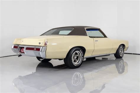 1971 Pontiac Grand Prix | Fast Lane Classic Cars