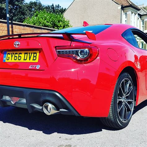 Toyota GT86 Review - You'll have to REV it, to love it! - FLAVOURMAG