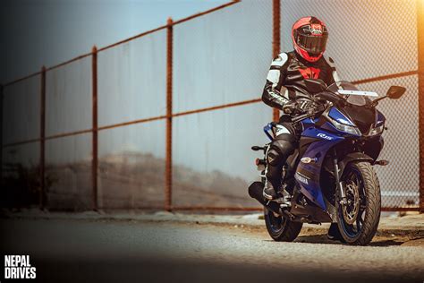 Yamaha R15 V3: Speed Mentality | Test Drive, Review