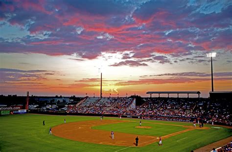 Wallpaper : sports, sunset, clouds, structure, Major League Baseball ...