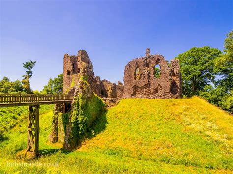 Skenfrith Castle History - British Castles