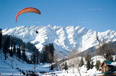 Solang Valley In Manali Is Going To Hold It’s First-Ever Paragliding ...