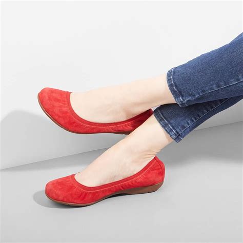 5 Graceful Flats With Arch Support (Yes, it’s true!) | Stylish shoes, Flats