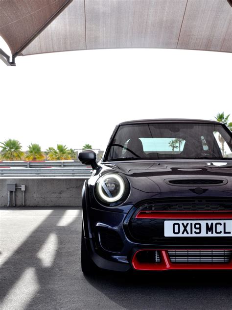 Hands-on Review of the 2020 MINI JCW GP 3 - MotoringFile