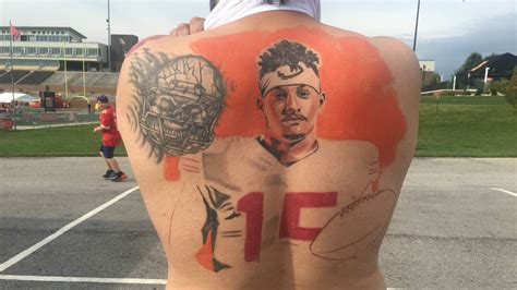 Chiefs fans pledge allegiance to Patrick Mahomes in tattoos | Kansas ...