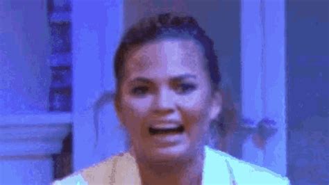 Funny Face Confused GIF - FunnyFace Confused ChrissyTeigen - Discover ...