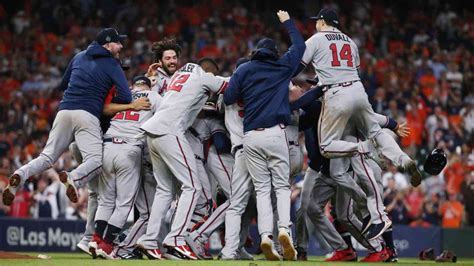 Atlanta Braves Defeat Houston Astros 7-0 to Win 2021 World Series – NBC New York