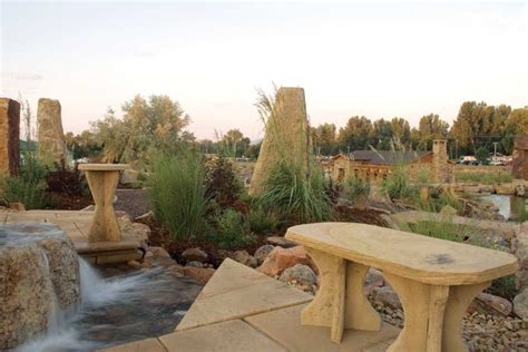 This Garden Rocks: A Colorado Rock Garden - Mother Earth Living