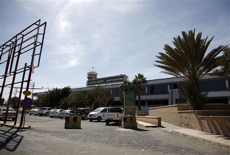 UN demands civilian access to Yemen airports, ports | Middle East Eye