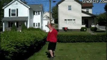 Chainsaw GIFs - Find & Share on GIPHY