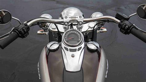 Harley Davidson Softail Deluxe handlebar | IAMABIKER - Everything ...