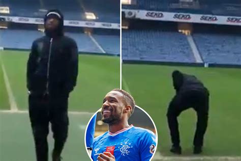 Jermain Defoe was so excited after joining Rangers he ‘just turned up’ at Ibrox and asked ...